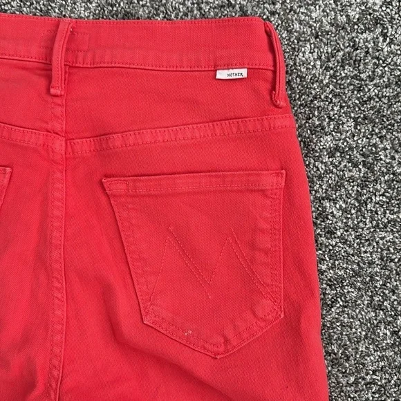 MOTHER Denim The Stunner Ankle Fray in Red